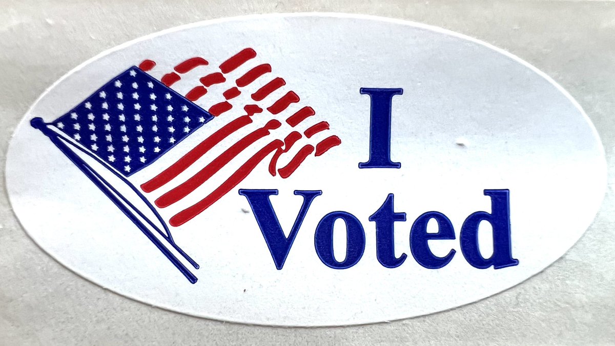 ianmdow's tweet photo. I went to cast my Vote today!  Imagine my surprise/delight to be greeted by smiles and an enthusiastic; “OMG, Good Morning, Mr. Dow!!!”  Some of my students signed up to be Elections Officials for today.  I’m SO proud right now that I hardly even have the words!
🇺🇸⚜️🗳️🗽⚖️ https://t.co/tWNT25n3m6
