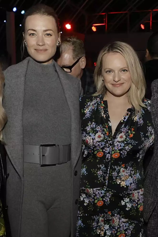 Yvonne and Lizzy from last night's season 5 finale event @Y_Strahovski #ElisabethMoss #TheHandmaidsTale