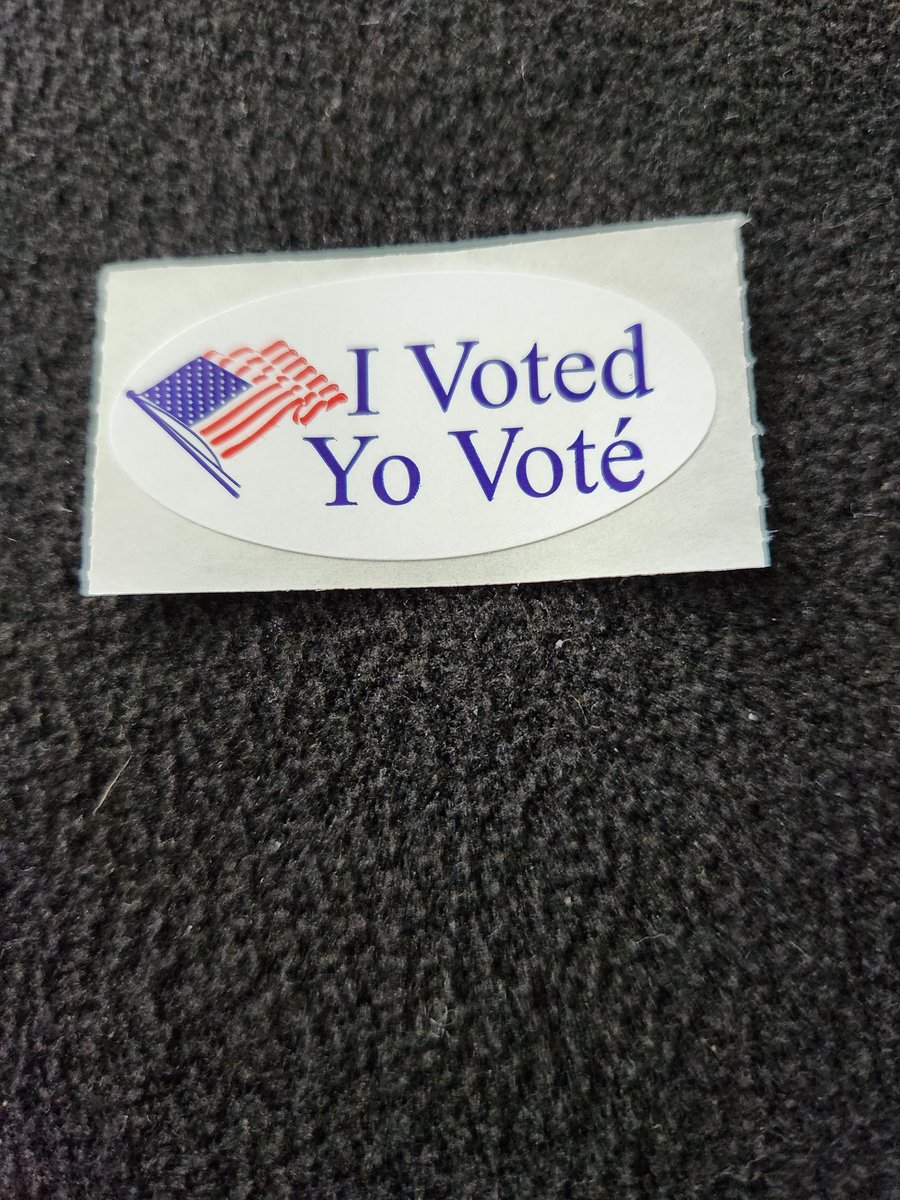 mrjohnsmath's tweet photo. Exercise your right, get out and vote. https://t.co/1RtKHonoY4