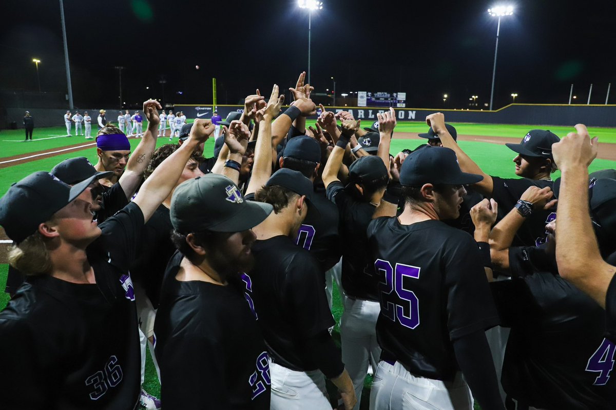 Good vibes after the ⚪️ W last night 

#RideWithUs | #TexanNation
