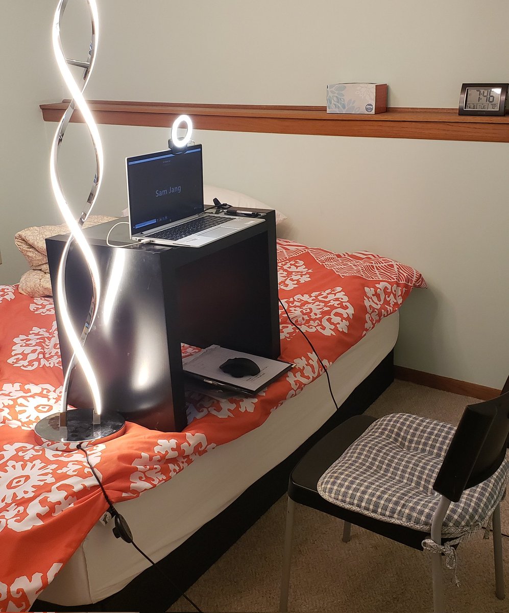 SamJangMD's tweet photo. First time doing remote interviews. Can't skimp on the lighting. #radiology #bodyimaging https://t.co/jduvDkxZS2