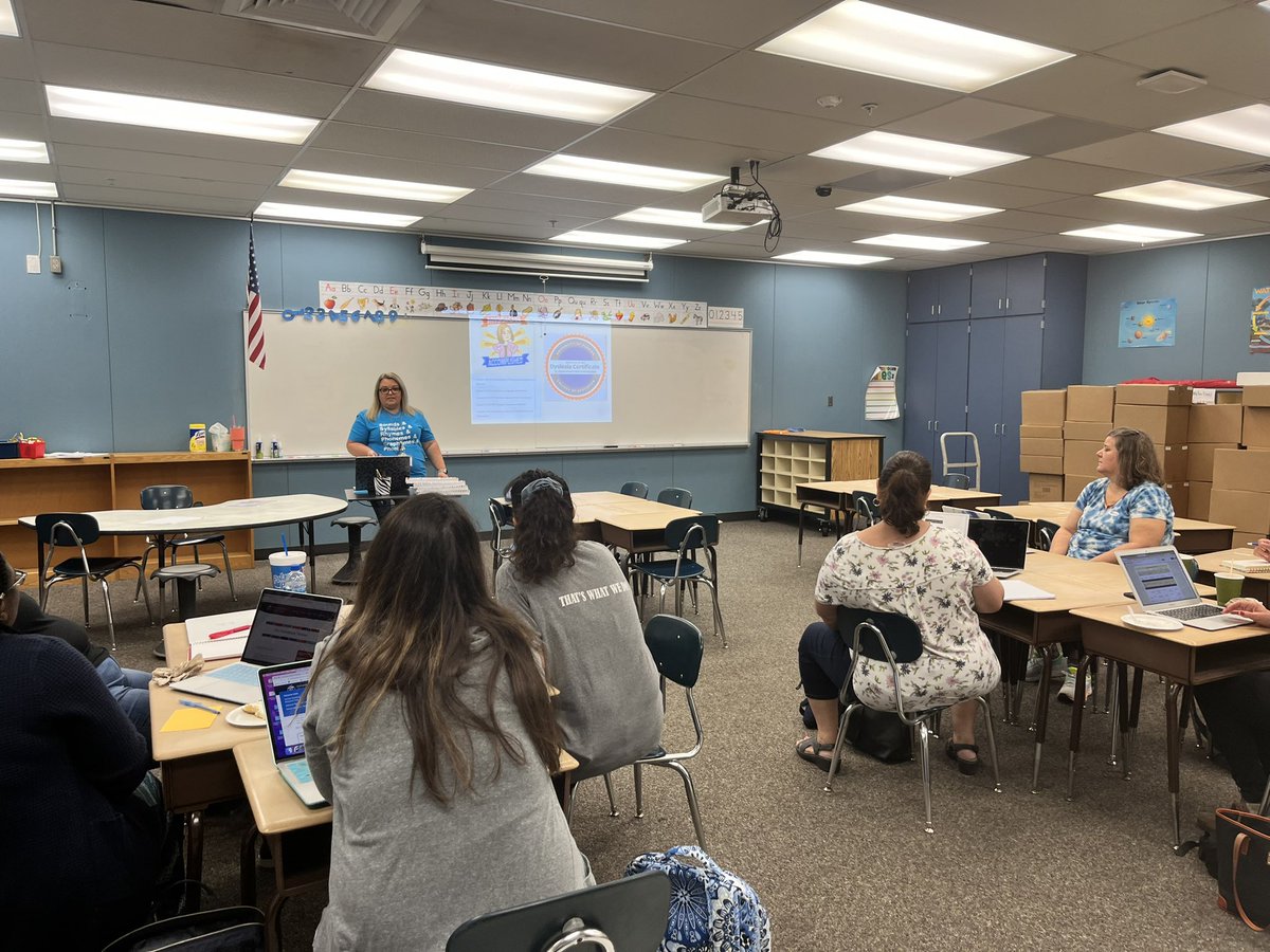 Tara Ossler tweet media