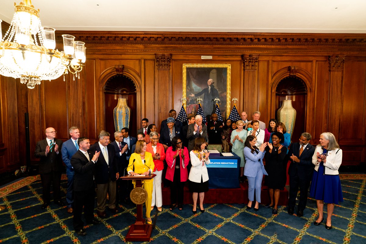 Rep. Lauren Underwood tweet media