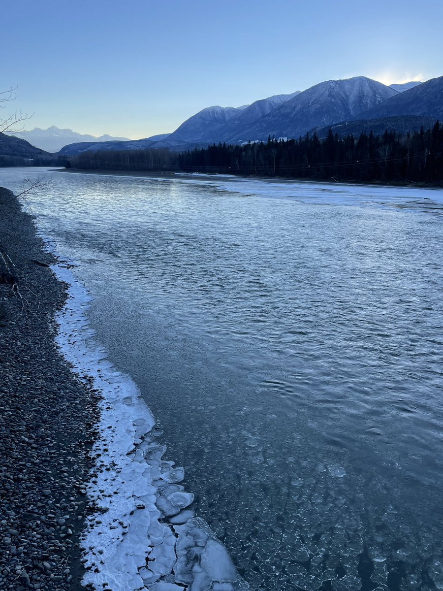 RainToRiver's tweet photo. Winter is comin! #skeena https://t.co/TjreRC3nDS