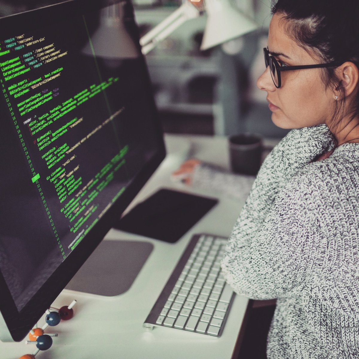 WodaQota's tweet photo. How To Write Your First Code In C++ ? 🤩

WodaQota know the best way https://t.co/C1pp14oGHW

#wodaqota
#howtocode
#learneverything https://t.co/JkzXrDMQqf