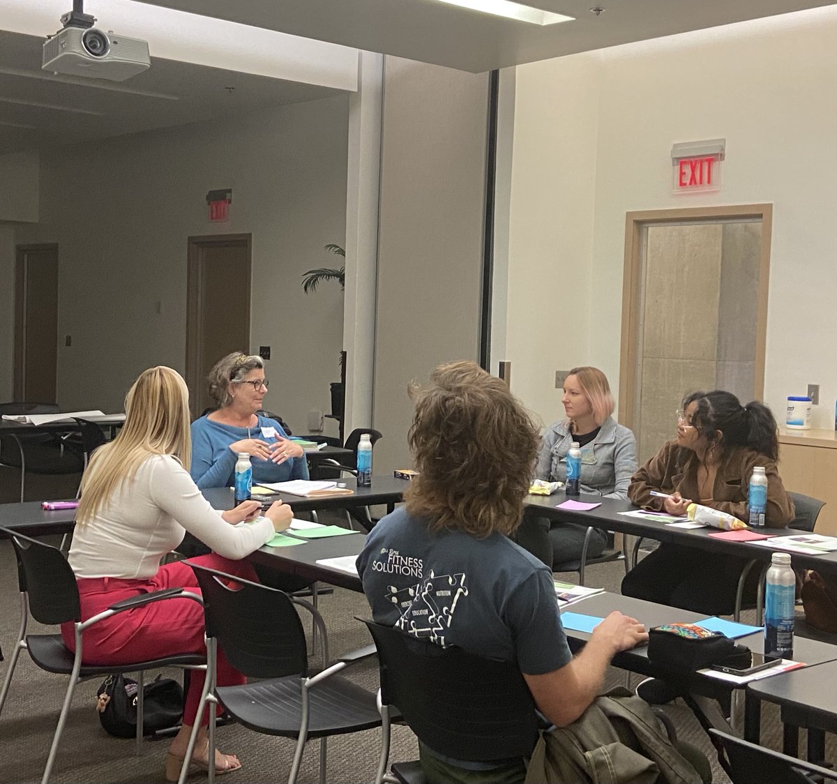 WolfBrownData's tweet photo. Last week, consultants @suralephillips and Erin Gold
lead several focus groups at the @azsciencecenter. 

Does your organization want to use qualitative research to make decisions? WolfBrown provides free toolkits to help you get started here: 
https://t.co/4YMpYbroV7 https://t.co/xTzlRA6SWa