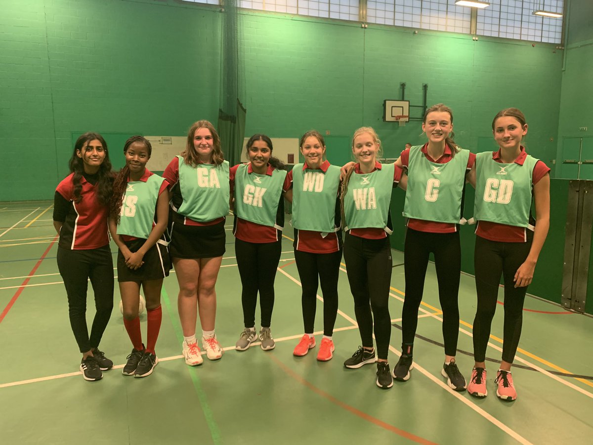 robertsutton_PE's tweet photo. A great comeback tonight allowed a Draw for our U16 team v John Port. POM Martha @BRS_staffs #netballskills #keeppossession https://t.co/fhPUhXpt3Y