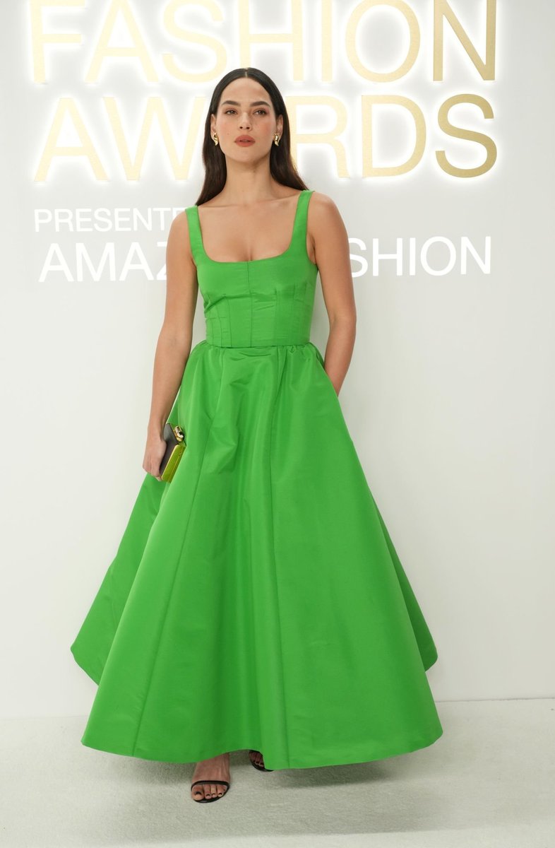 adriafiles's tweet photo. adria arjona at the 2022 cfda fashion awards. https://t.co/HMOlgj8QXO