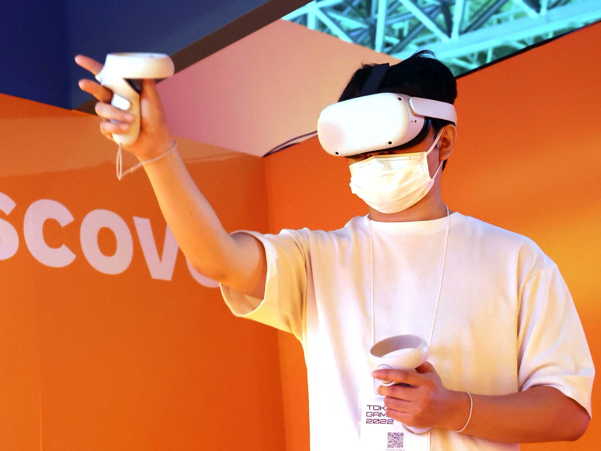 barstoolsports's tweet photo. A Mad Scientist Has Created A Virtual Reality Video Game That KILLS The User in REAL LIFE If They Die In The Game https://t.co/R60I2CPcIr https://t.co/6BK0clc9wF