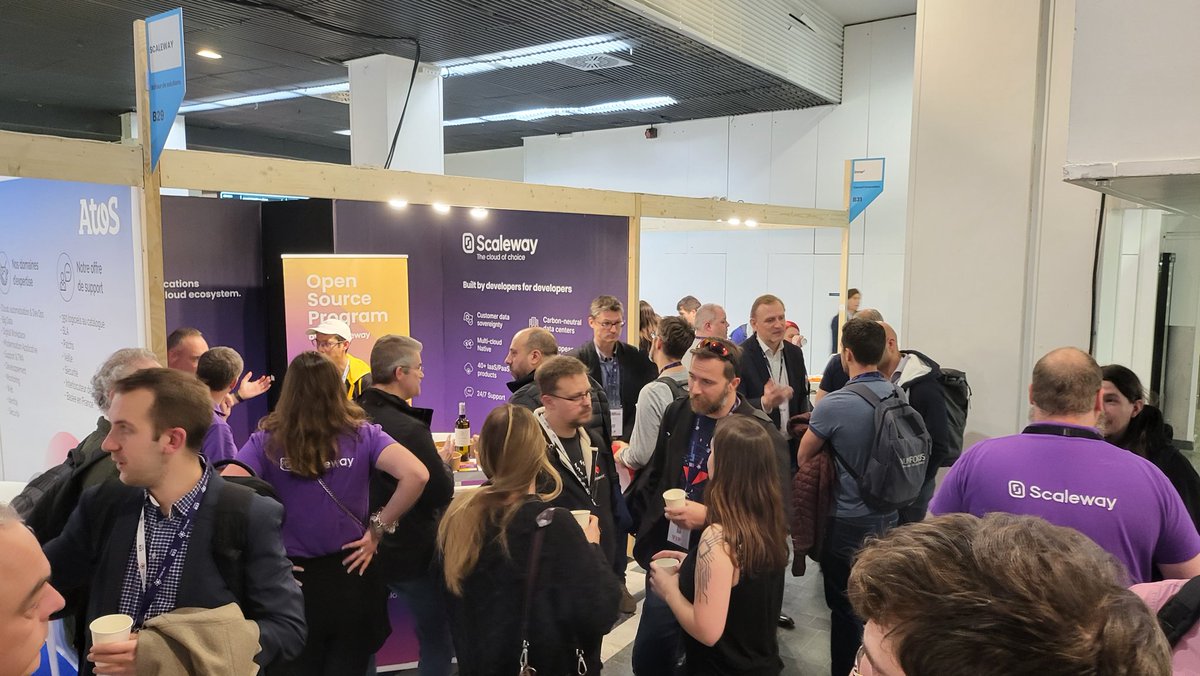 seblu84's tweet image. Venez prendre le verre de l&apos;amitié sur le stand @Scaleway à l&apos;#OSXP_Paris. #OSXP2022