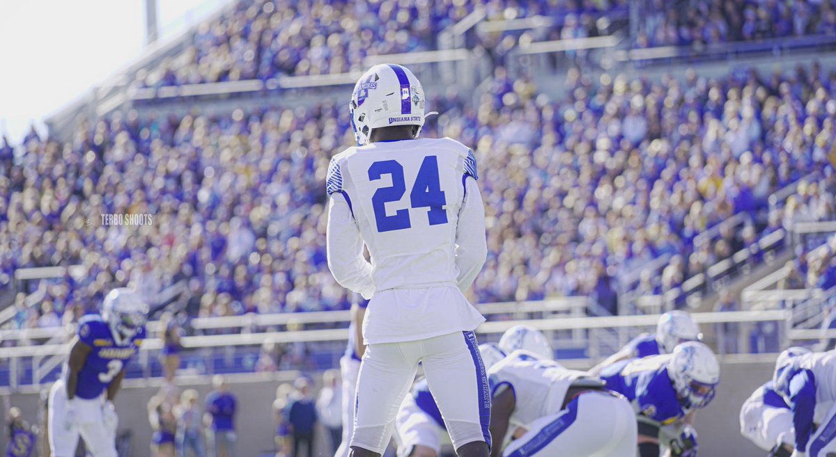 I will be entering my name into the transfer portal in two weeks. My time at Indiana State was a blessing and I am thankful for the teammates and coaches I had. Time for a new journey. Thank you Sycamores 💙 <a href="/coachJClegg/">Justice Clegg</a> <a href="/TritonNation/">Iowa Central Football</a>