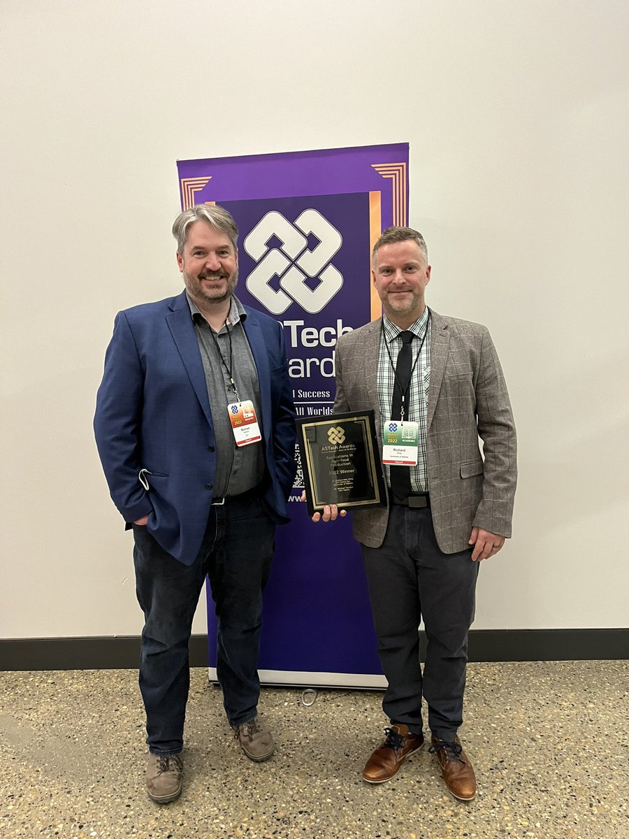 LabUhrig's tweet photo. Amazing to win the 2022 ASTech award for Applications in Agri-Food Production. This award is thanks to the efforts of @G2VOptics &amp; @LabUhrig, in particular, @taschuk, @SabineScando @drdevangm!Thanks also to @NSERC_CRSNG @ABInnovates  @MitacsCanada for their funding support! https://t.co/eQsNSdx0rk