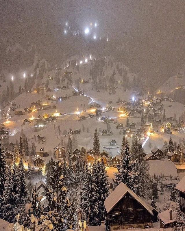 addictviews's tweet image. Switzerland in winter 🇨🇭