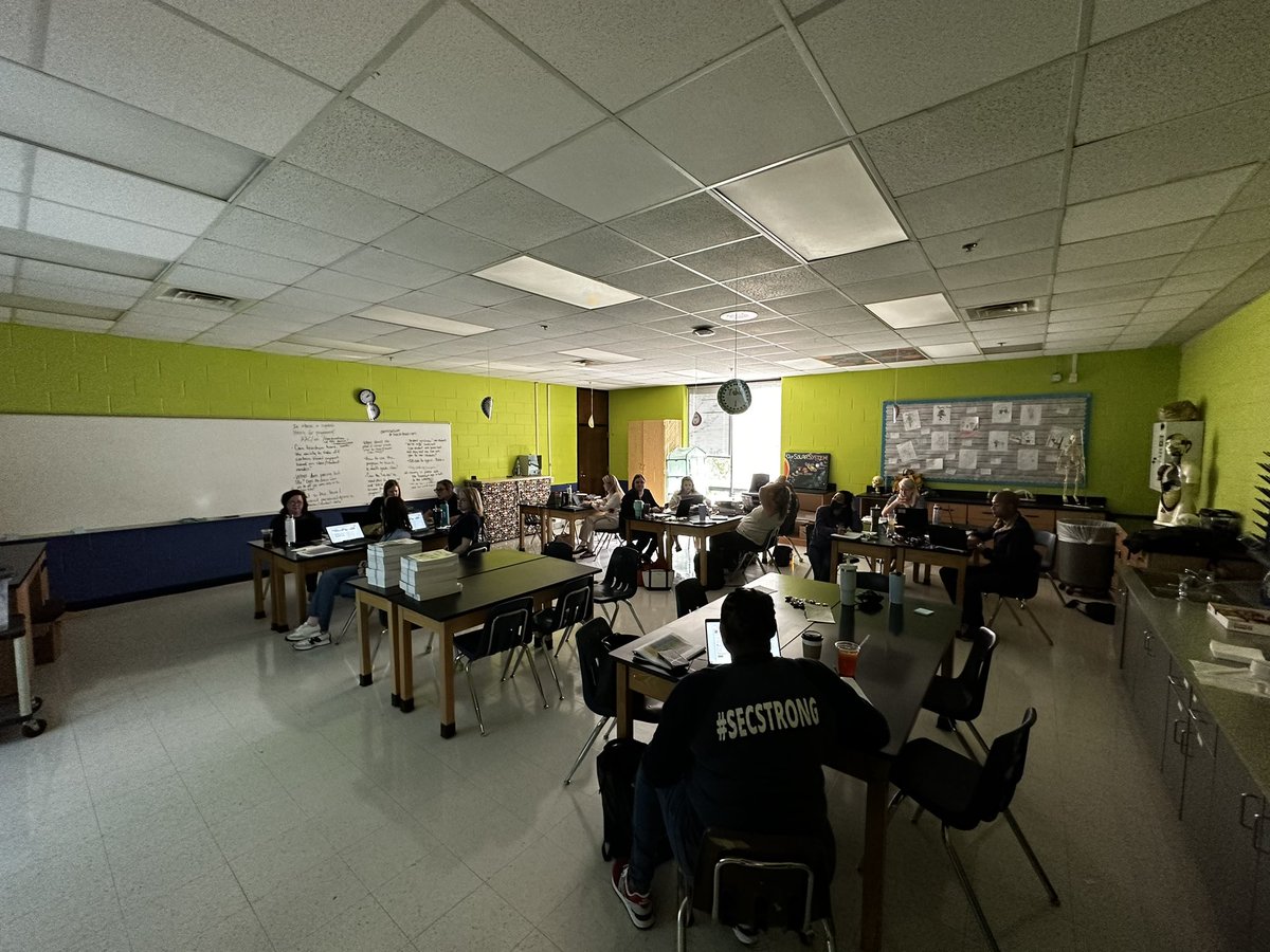 Honored to spend the day with some of our <a href="/FCS_SEC/">FCS SEC</a> Adapted Curriculum program class teachers from across the District as we prepare for our <a href="/TeachTown/">TeachTown</a> Proof of Concept! #SECSTRONG <a href="/SherryCP3/">Sherry Peterson</a> @DrRachelFCS <a href="/CMatthewsFCS/">Christopher Matthews</a>
