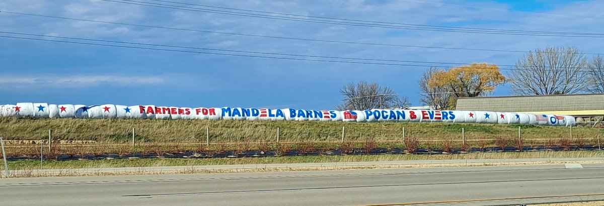 Near the Dane County / Iowa County Line: Farmers for Mandela Barnes - Pocan - Evers 🚜 

Vote <a href="/WisDems/">Wisconsin Democrats</a> up and down the ticket today.