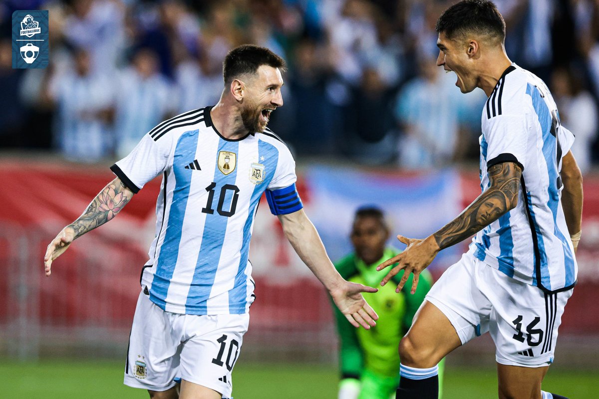 Footballogue's tweet photo. EA Sports a réussi à prévoir les vainqueurs des 3 dernières Coupes du Monde... 😨

Cette année, ils ont pronostiqué une victoire de... l'Argentine ! 😉

🇪🇸✅ 2010
🇩🇪✅ 2014
🇫🇷✅ 2018
🇦🇷❓ 2022

(@EASPORTSFIFA) https://t.co/7lBw0Pip7t
