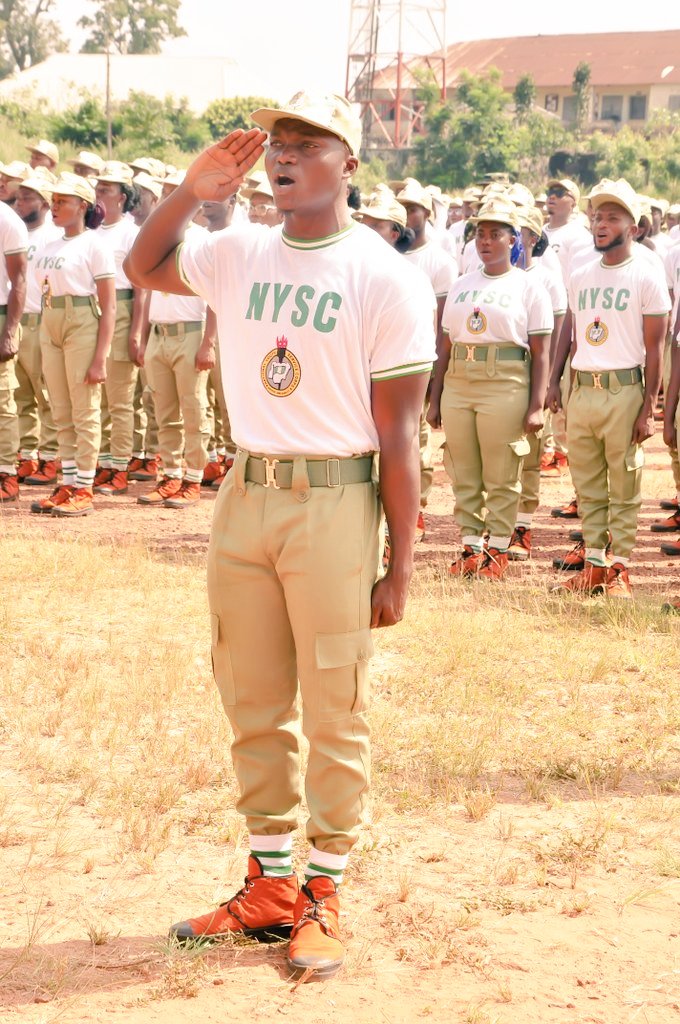 AlabiSEmmanuel's tweet photo. #NYSCNIGERIA
#ENUGUCORPER
#PARADECOMMANDER https://t.co/MWIya28d9e