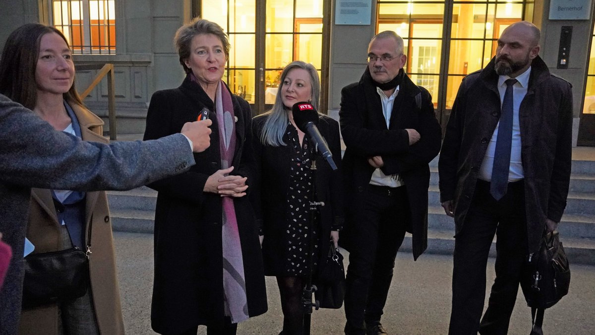 Travaux de la #GareDeLausanne: une plateforme sera créé pour faciliter les échanges au niveau politique. C’est ce que nous avons convenu lors d’une rencontre avec les autorités vaudoises, lausannoises, les #CFF et l’#OFT.

➡️ Communiqué de presse: uvek.admin.ch/uvek/fr/home/u…