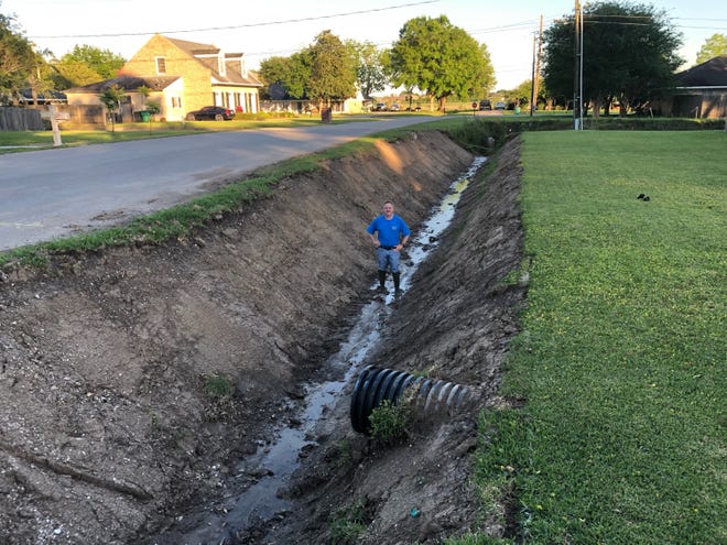 SpacemanJF's tweet photo. As a long time ditch and bayou enthusiast, is finally my time to shine..! 
#DitchTwitter https://t.co/a4fyODeo8o