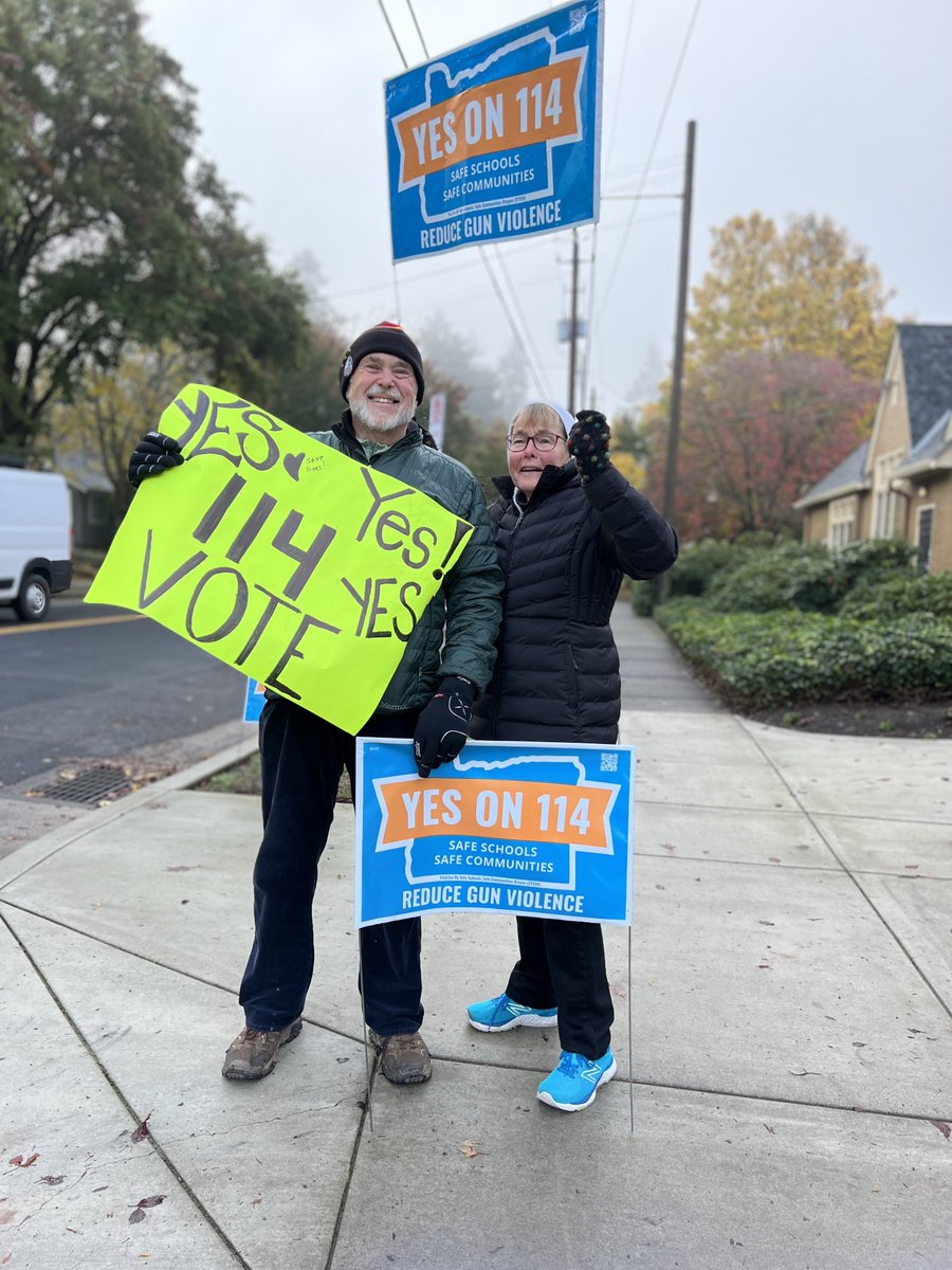 Some sign-waving to save lives!