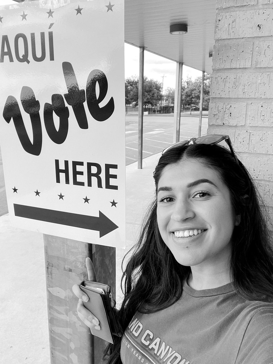 audraNhernandez's tweet photo. #IVoted 
Go #Vote 🇺🇸 https://t.co/Ks8Q1lOo1R