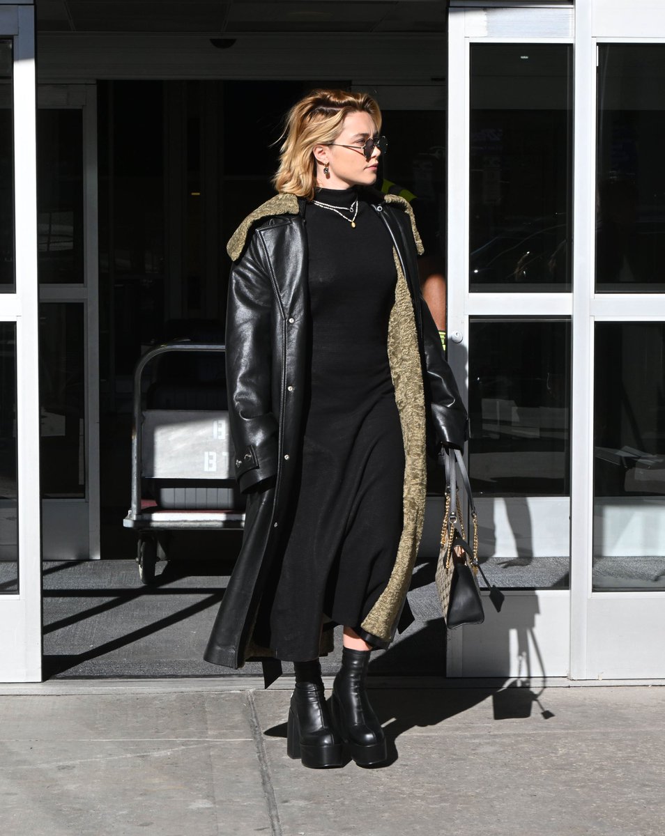 bestofpugh's tweet image. florence pugh in new york city