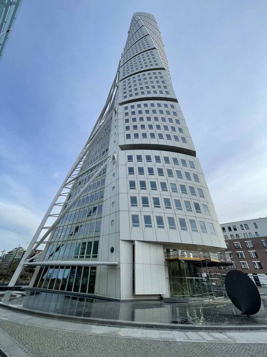endrit_luta's tweet photo. Turning torso 😋 https://t.co/GIAy8VXwHk