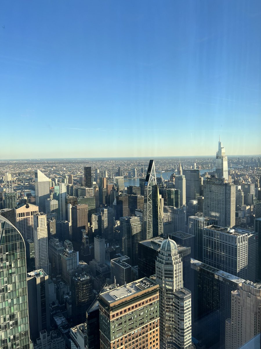 ExtellMGMT's tweet photo. Dinner with a view like this could never get old ποΈπ½
10 Cubed offers a unique dining experience above the city with breathtaking views, amazing food & drinks!!
#ExtellManagement #LoveWhereYouWork https://t.co/dUG871srhu