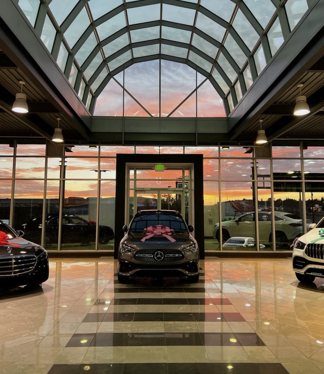 Somehow all of your favorite new models look even better at golden hour! 😍🌅 Stop by for a test drive today. 

#MercedesBenz #VonHousen #eldoradohills #rocklin #sacramento #newcar