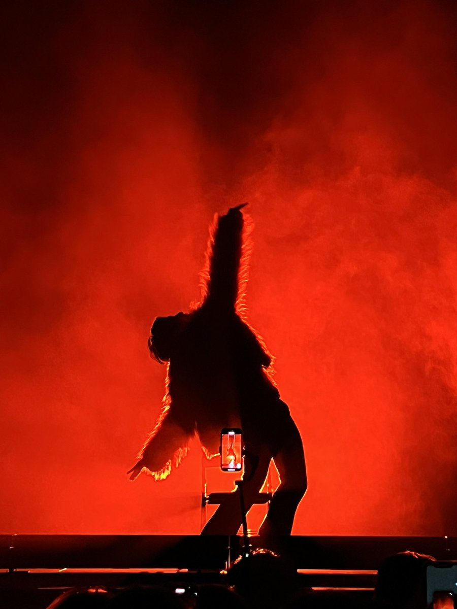 foxbeom's tweet image. I CAN’T BELIEVE I TOOK THESE??? I CAN’T BELIEVE I WITNESSED THIS???? #DPRRegimeTourinBerlin