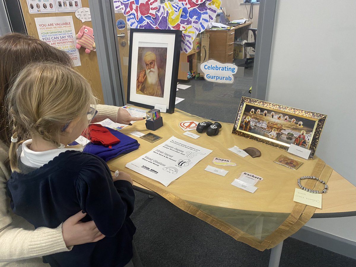 Chellaston Fields Spencer Academy (@chellastonfsa) on Twitter photo Thank you to our wonderful parents for telling us all about Guru Nanak and his importance to the Sikh faith. The children have loved exploring the resources you brought in #GuruNanak #community <a href="/satrust_/">Spencer Academies Trust</a> Thank you to our wonderful parents for telling us all about Guru Nanak and his importance to the Sikh faith. The children have loved exploring the resources you brought in #GuruNanak #community <a href="/satrust_/">Spencer Academies Trust</a>