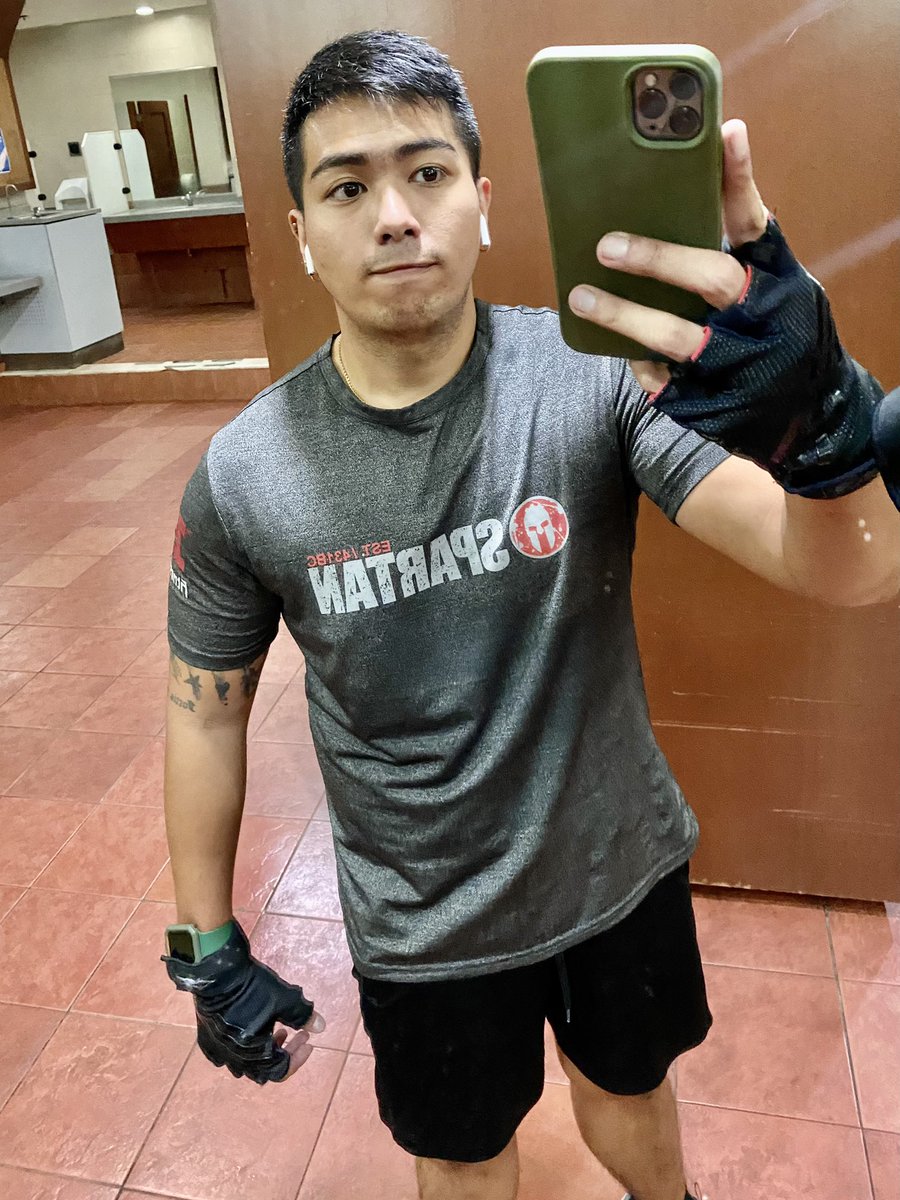 Mabuti pa ang saging 🍌 may puso ❤️ bakit kaya ako puro nlng kalibuguan ang nasaisip ko 😭🍆💦

Sama na kayo sa amin sa trip namin this Nov 💦💦 dalawang malibog nlng ang kulang.

#Alterph #Gymfun #outdoorfun #KantotSagad #Malibogdriver