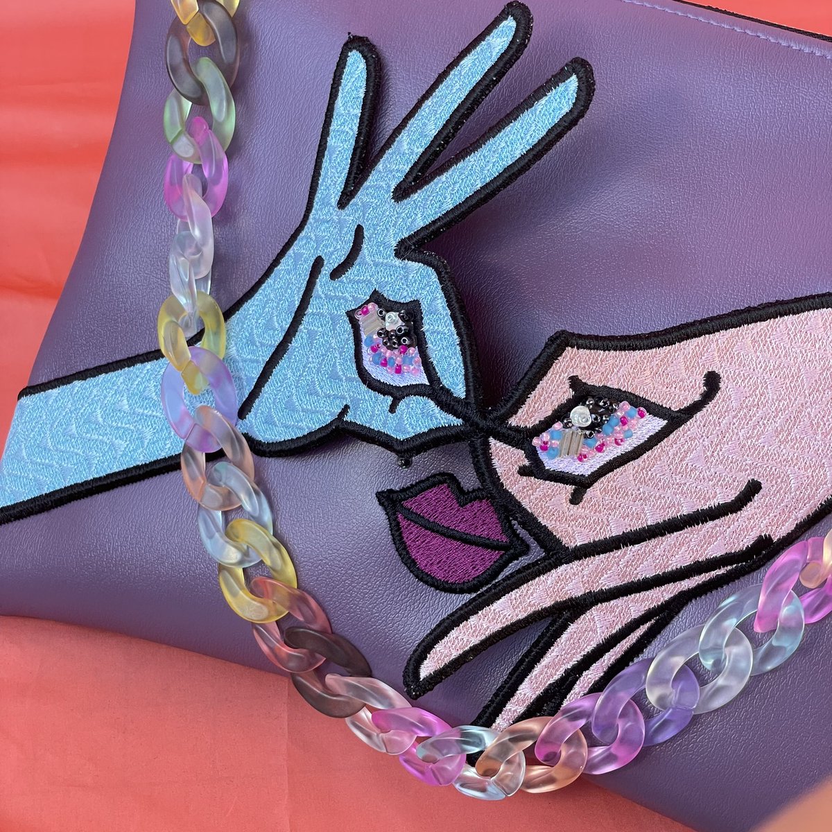 calamaristore's tweet photo. Happy to announce that a new collection of Marivelous clutches are dropping at @ShopMadeInDC on 11/14/22!! Sooo excited to be stocked at a store! 🥳✨🛍👁‍🗨🤩 #SmallBiz #handmadebag #ArtistOnTwitter #wearableart #uniqueclutch #quirkyfashion #handmade #fashion #surreallife https://t.co/NNNTKDS9yp