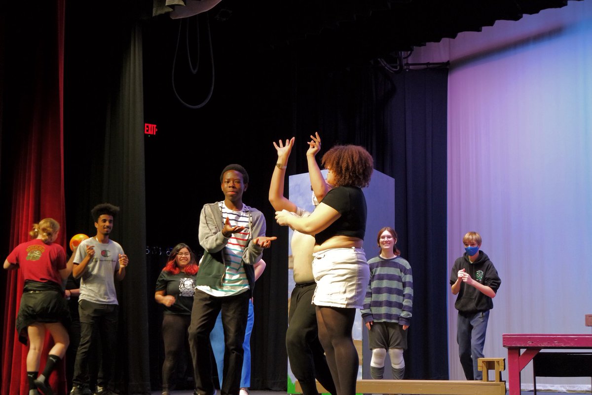 ✌🏼days until Pippin!