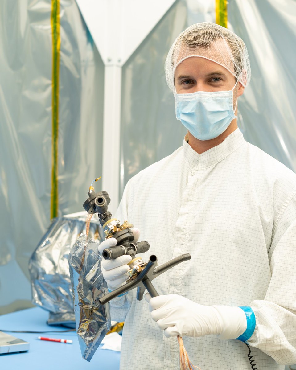 aerovironment's tweet photo. #EngineeringInternships - Come spend your summer with the extraordinary #AeroVironment team that helped put a helicopter on Mars! Apply today! https://t.co/qoSvO1Hz7I 

#engineering #engineeringinternships #internships2023 https://t.co/EwjugQOCiw