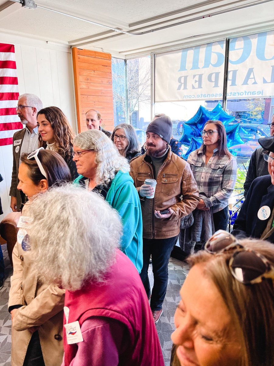 CastelliMatt's tweet photo. #NY21 Election Day canvass launch and Glens Falls is excited to help us deliver the win. #TeamCastelli is fired up to continue knocking doors and making sure no voter is left behind. #GOTV https://t.co/CcxxVgd23Z