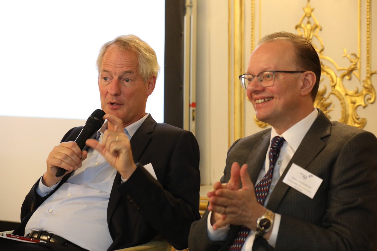 LaurenceSdika's tweet photo. 🇫🇷 🇱🇺Aujourd’hui se tenait la 7e AG #BusinessClubFranceLuxembourg en présence de nos nouveaux Président Philippe Schaus &amp; VP S.E.M Marc Ungeheuer.
Merci à notre Comité d’honneur, notre CA, nos membres &amp; partenaires, formidables ambassadeurs de la relation bilatérale et du #BCFL! https://t.co/tsaEa4Oyuv