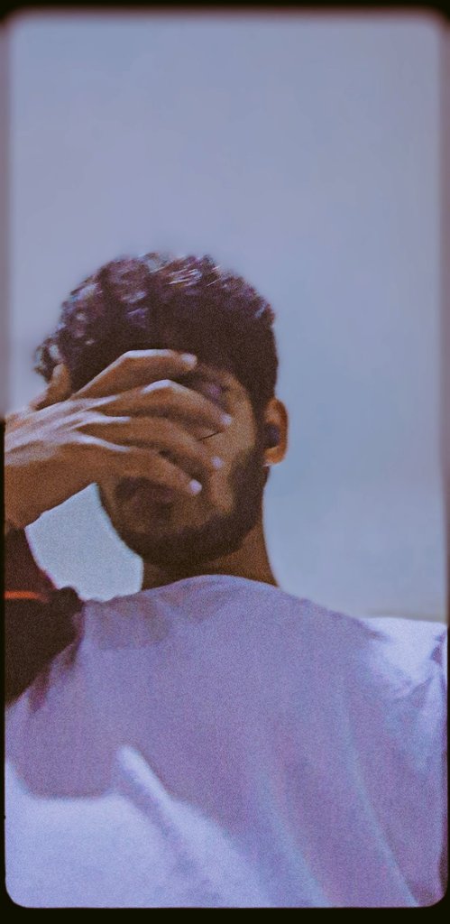 tharunrajvenkat's tweet image. Sorry i forgot to put on my mask, so hiding my face !