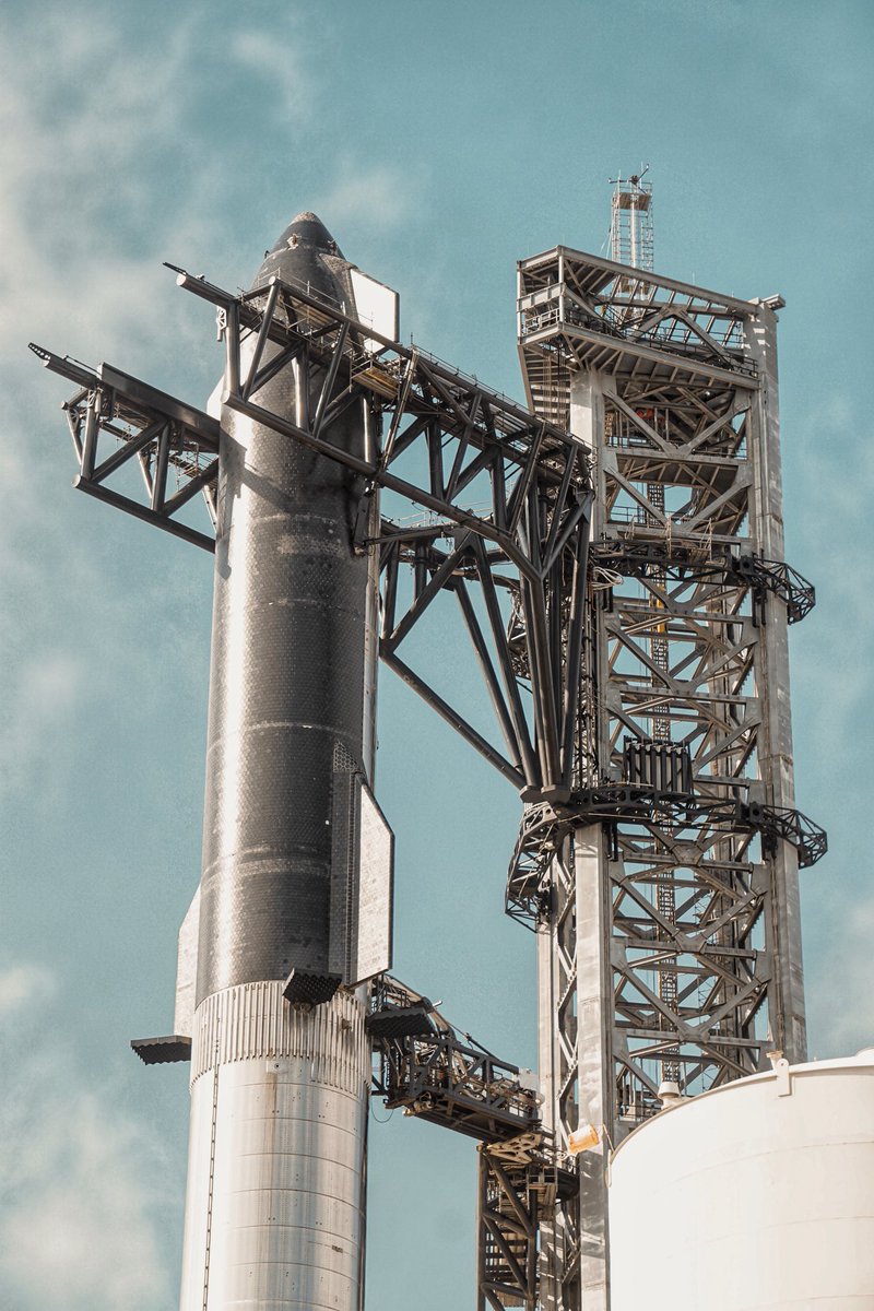 S24 is expected to be destacked in the very near future. B7 is likely to remain on the orbital launch mount to hopefully complete a 33 engine static fire test before a launch attempt in early December.