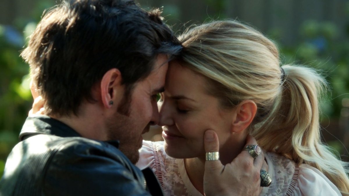 Julie Henry-Poutrel tweet media