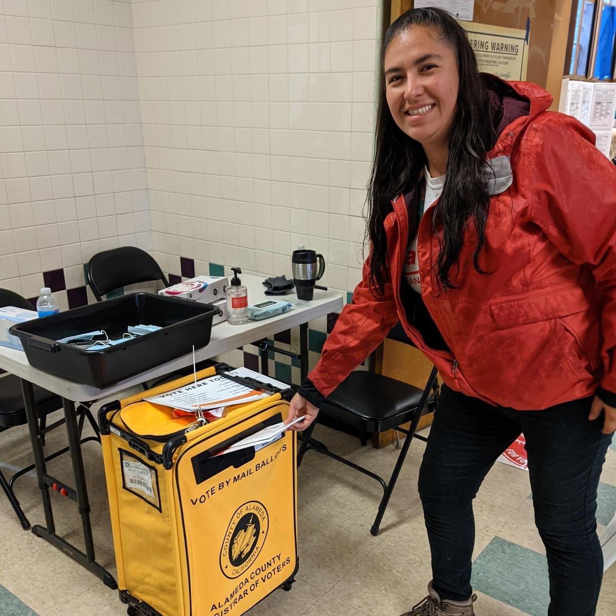 Val4OUSDschools's tweet photo. TODAY IS ELECTION DAY! For the last 3 months I've been talking to Oakland students, families, educators, staff, and community members about their vision of safe and stable schools. 🧵 https://t.co/XAysQE84k5