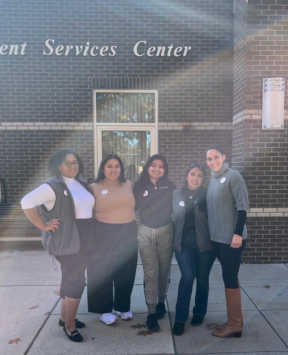 GEARUPRCSJ's tweet photo. First-Gen GEAR UP staff celebrated National First Generation College Student Day @rcsjcumberland with RCSJ TRIO SSS! 
#celebratefirstgen https://t.co/zcTVc8M2gX