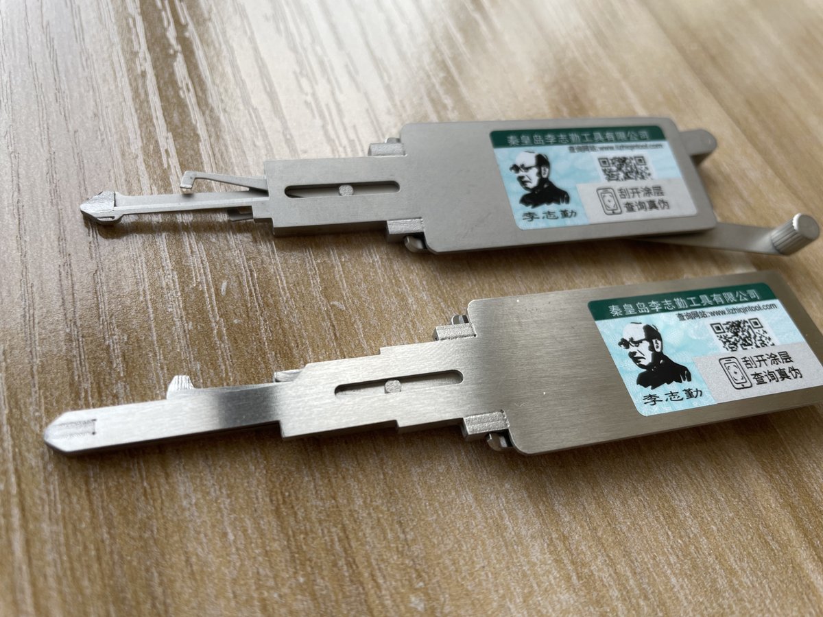 classiclishi's tweet image. What’s the anti-glare version of Lishi tools?
classiclishi.com/whats-the-anti…

#lishi #lishitools #mrlitools #misterlitools #classiclishi