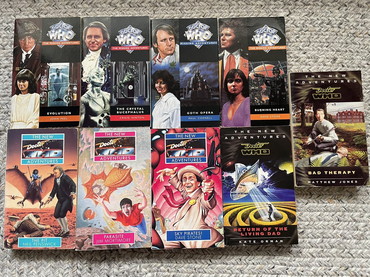 HTNantiques's tweet photo. #doctorwho fans assemble! I have updated my eBay store with every #doctorwhobooks title I have for sale. Retweets appreciated as far and wide as possible. Happy to deal privately over DM for new and existing customers! 

https://t.co/oZrkKAcZwH https://t.co/92qpjuaxxW