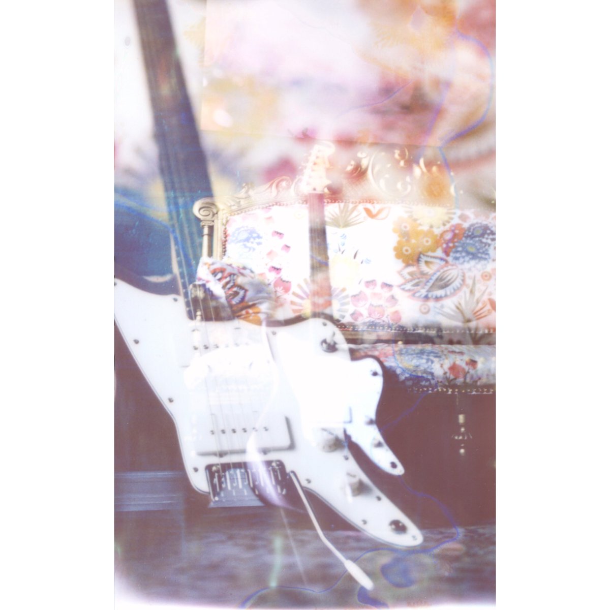 benprks's tweet image. #polaroid110 #instaxwide @Fender