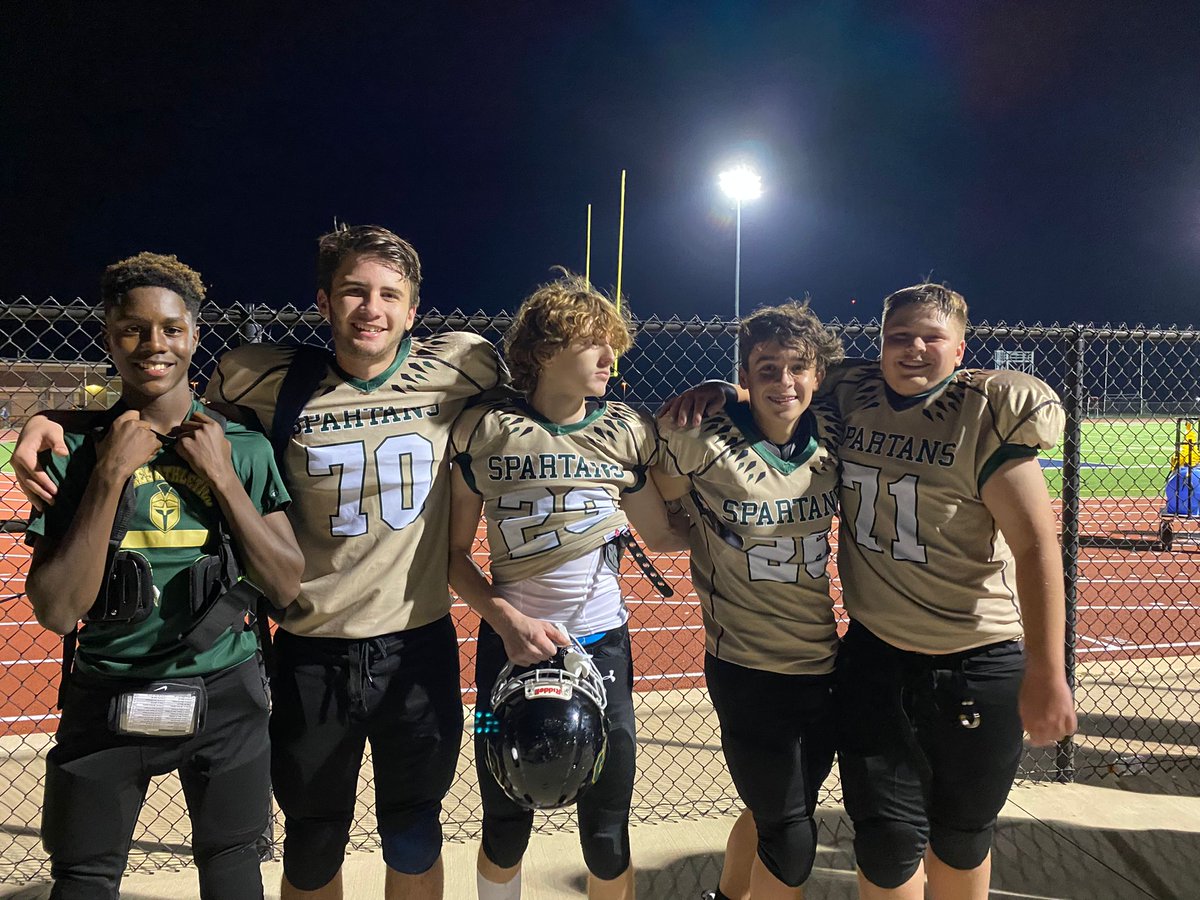zyionstreet08's tweet photo. Thank you guys for a wonderful season no matter what HS we going to y'all will always be my brothers ❤️ #StilesMS #mybrothers @StilesAthletics https://t.co/NqowwZviHe