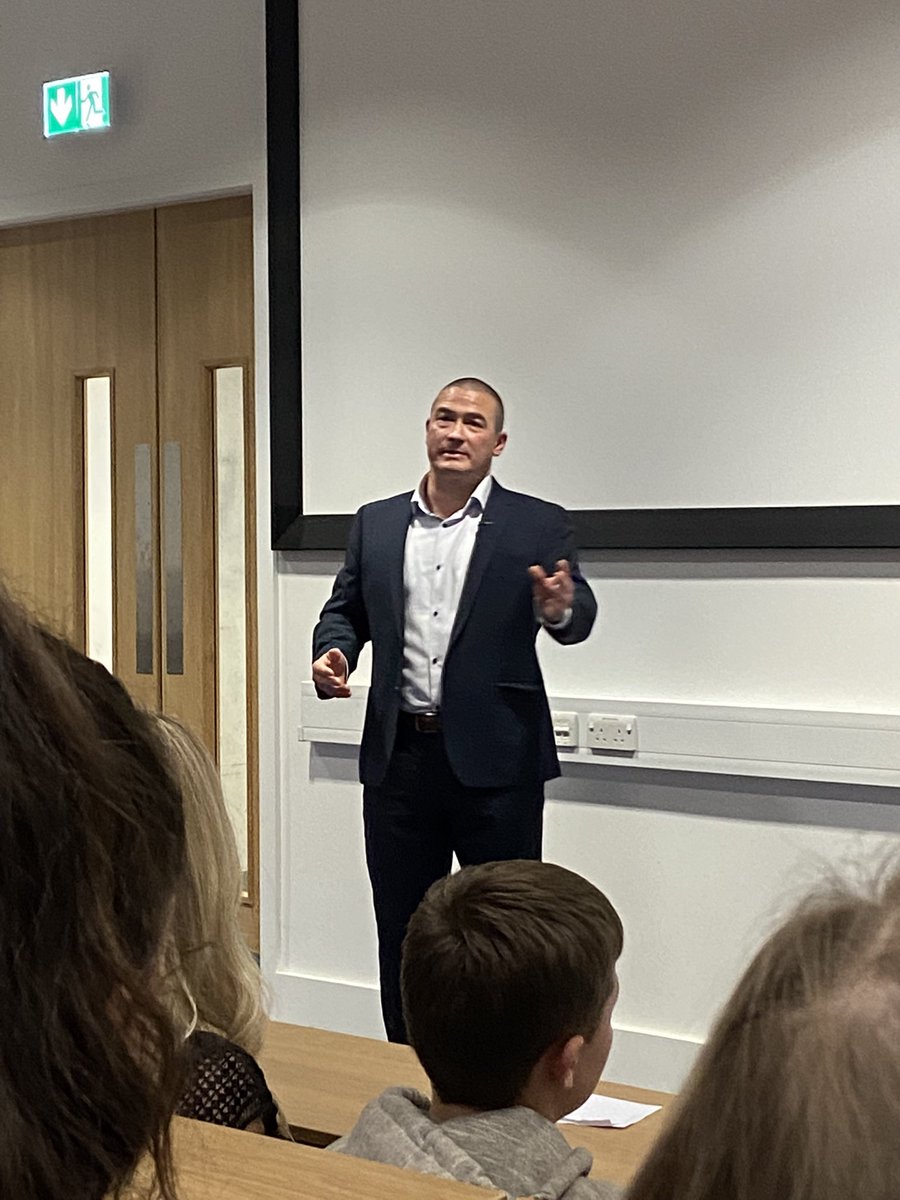 one of the most enjoyable talks I’ve been to <a href="/SDGliteracy/">SDGliteracy</a> so engaging and humble and what an Irish success story <a href="/nemodfb/">Neil McCabe</a> fantastic entrepreneur well done <a href="/WeAreTUDublin/">TU Dublin / OT Baile Átha Cliath</a>