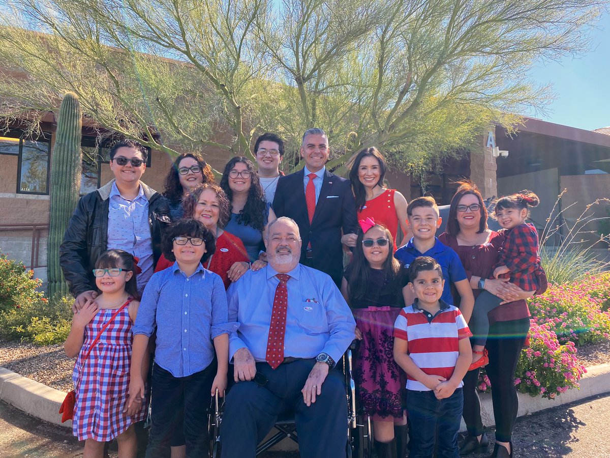 JuanCiscomani's tweet photo. Full American Dream circle moment: almost 30 years ago we immigrated to the U.S. as a family. And now as a family, we get to cast a vote for one of us on the ballot. Only in America! 🇺🇸 #AZ06 https://t.co/nkut7Pd9zG