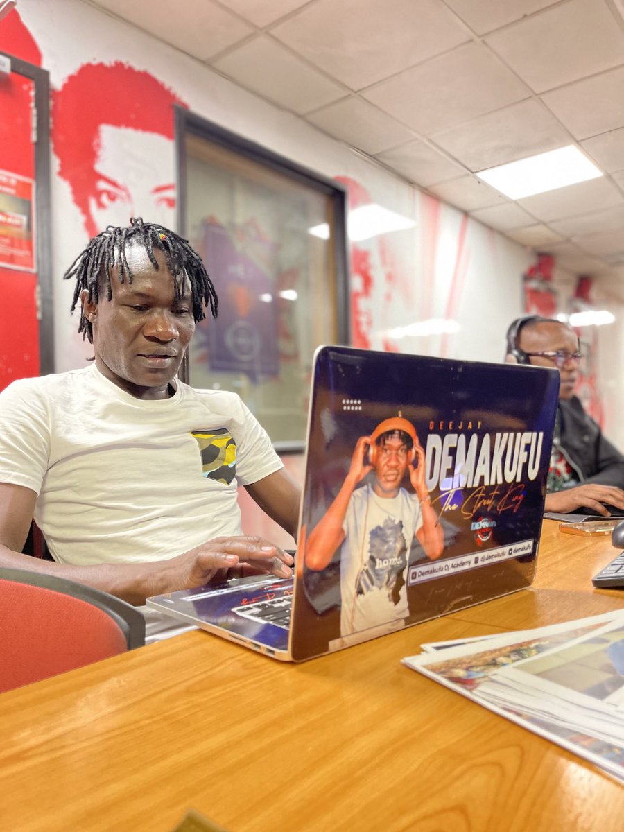 The #Reggae Tuesday’s train has left the station Uko 🔒 ukiwa wapi bana🤔 ⁦<a href="/HomeboyzRadio/">Homeboyz Radio</a>⁩