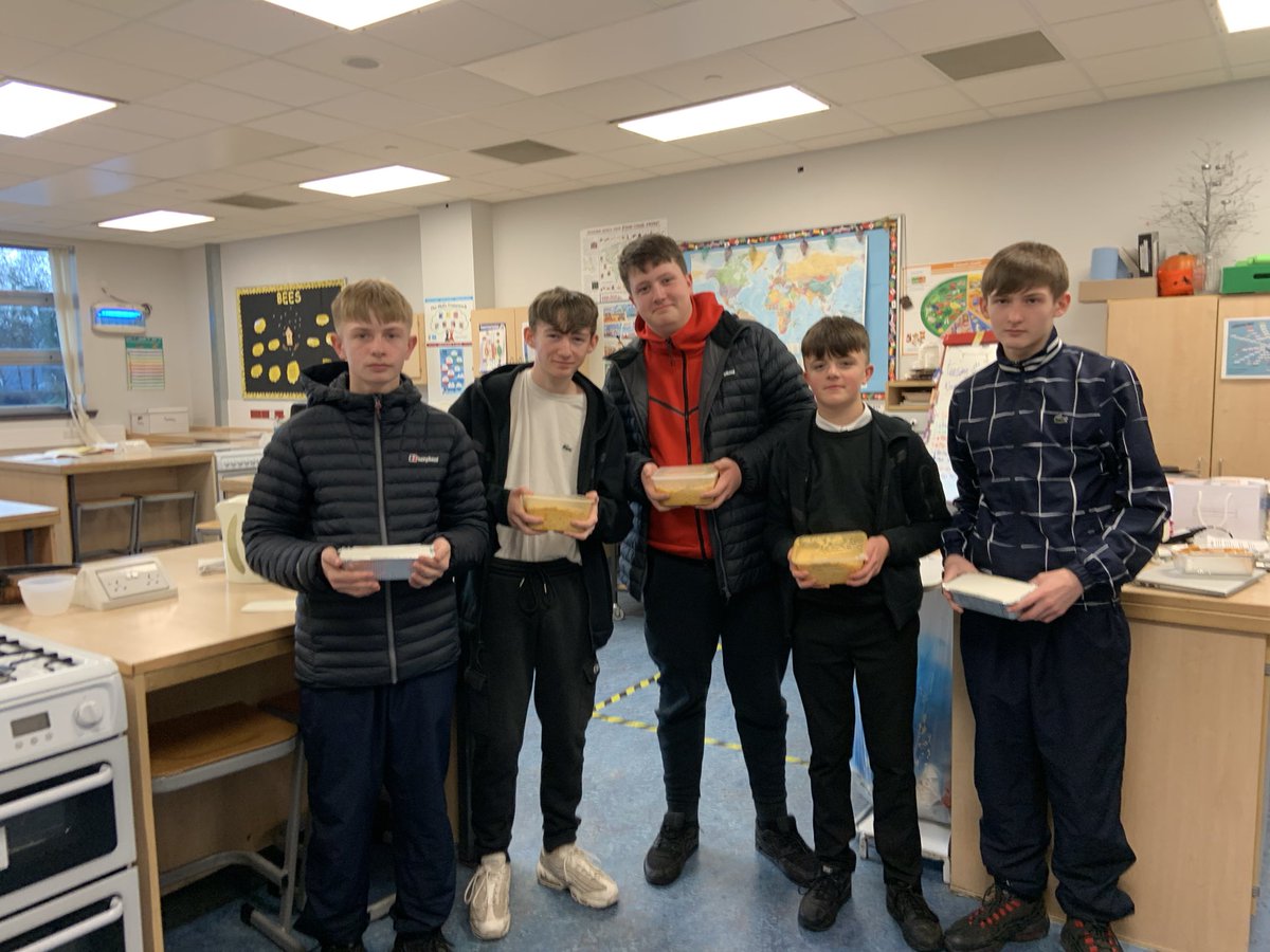 HEGW16's tweet photo. Cajun Chicken with Rice on the menu tonight🍛🍚🫑 Well done boys👨‍🍳⭐️ #growingyou #lifeskills #STR #newskills #BSL @Greenwood_Acad https://t.co/LqKJmJxKdL